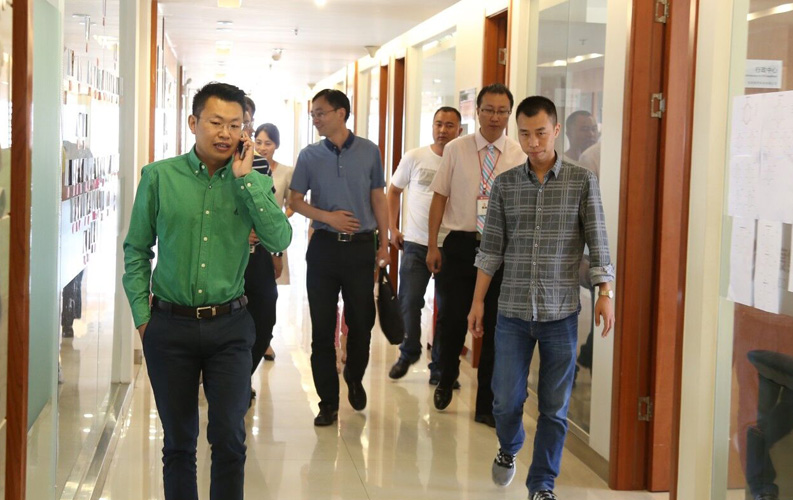 重庆k8凯发网络信息技术有限公司作为k8凯发集团子公司，投资规模为1000万元，其技术研发基地规模将达到200人左右